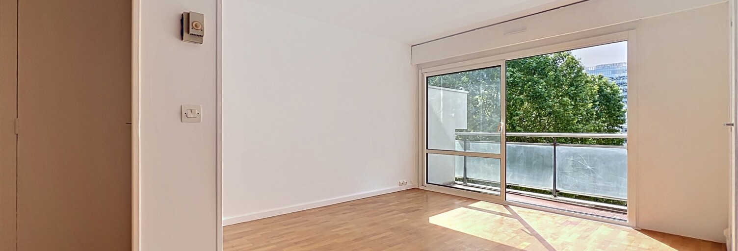 Appartement 1 Pièce 28 m² à louer à Courbevoie (92400)