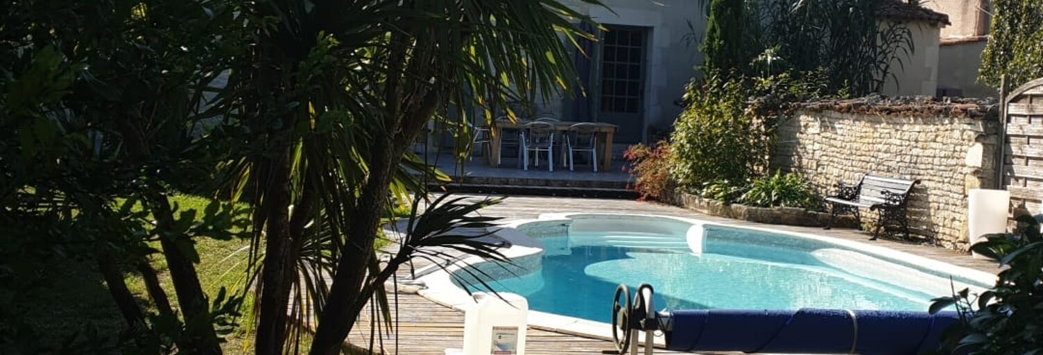 Maison 7 Pièces 218 m² à vendre à Haimps (17160)
