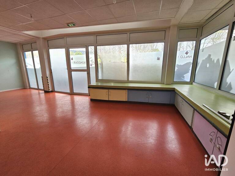 Vente Murs commerciaux 156 m&sup2; — photo 1
