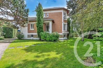 Maison 9 pièces 735000 €