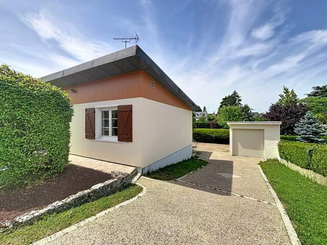EXCLUSIVITÉ- LA CHAUSSÉE SAINT VICTOR- Pavillon Plain- Pied — photo du bien