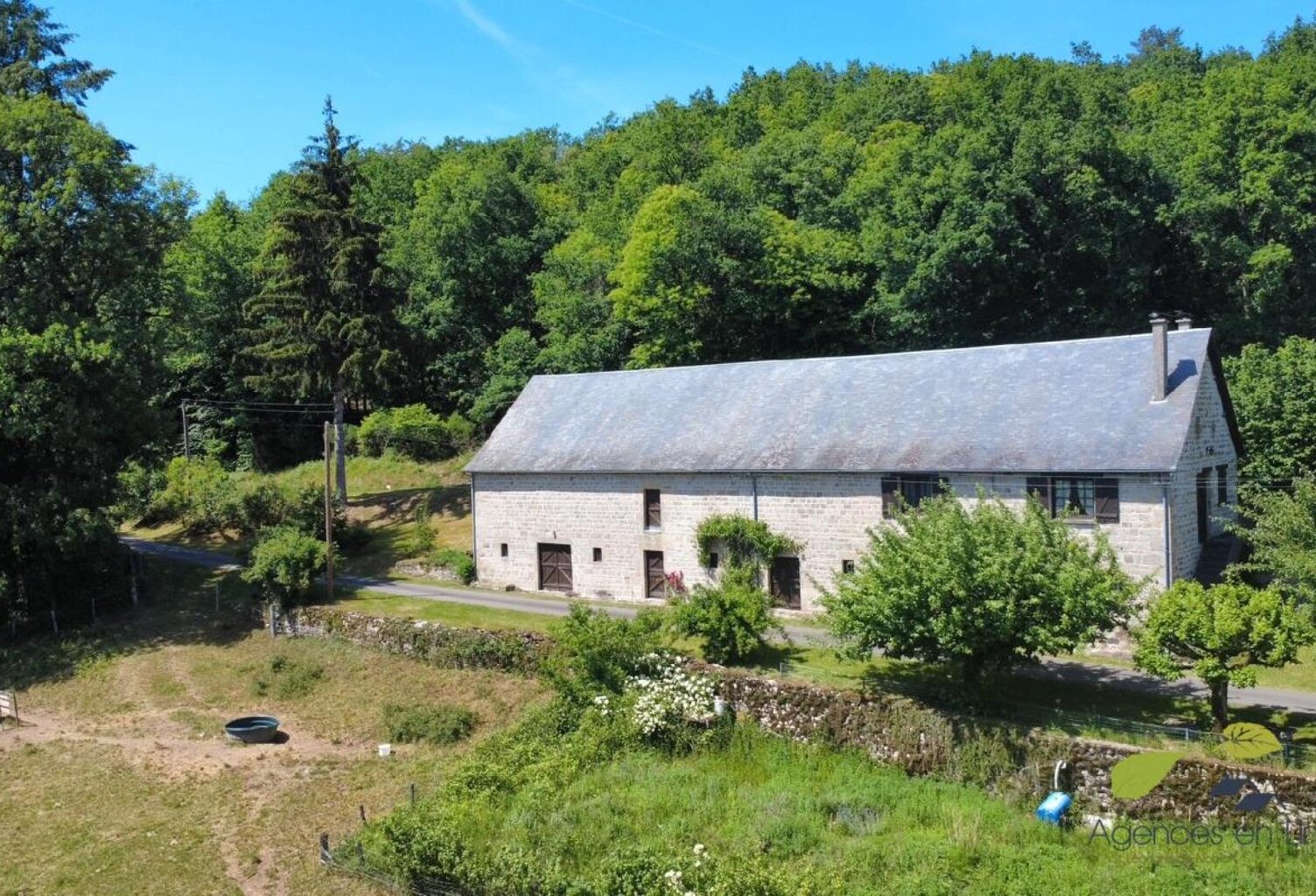 CORREZE — photo 1