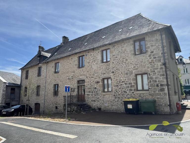 CORREZE — photo 1
