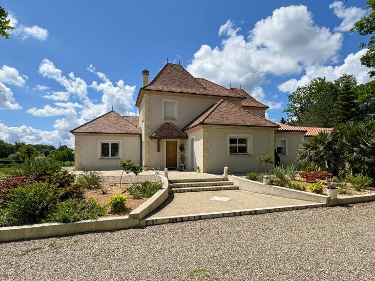 Maison À Vendre — photo 1