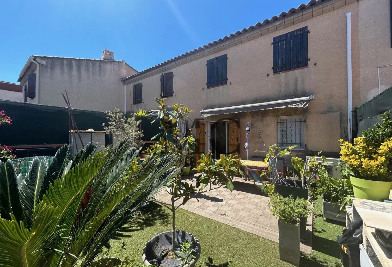 MAISON DE VILLE - T4 - JARDIN - BOX FERME — photo 1