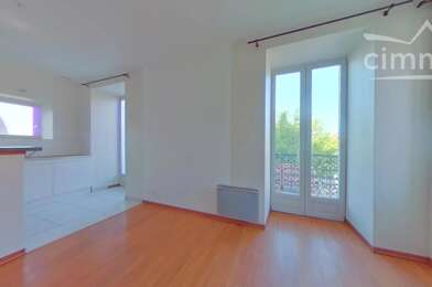 Immeuble  230000 €