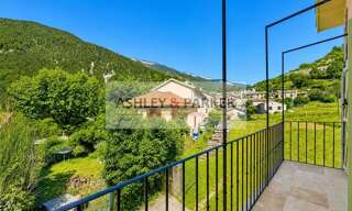 Maison 4 Pièces 150 m² à vendre à Le Fugeret (04240)