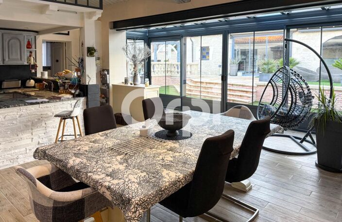 PROCHE SURGERES - Maison avec piscine et jacuzzi — photo 5