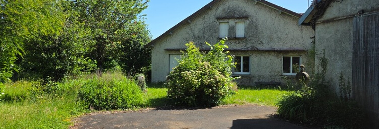 Maison 12 Pièces 200 m² à vendre à Mauriac (15200)