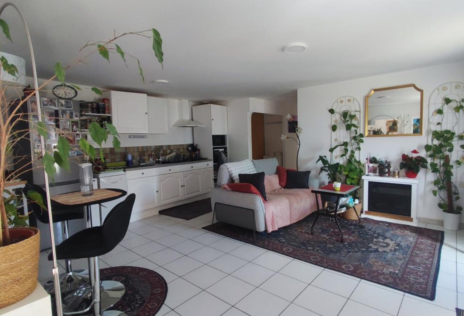 Maison plain pied 93 m2- 2 chambres- sans travaux- Loretz d'Argenton — photo 1