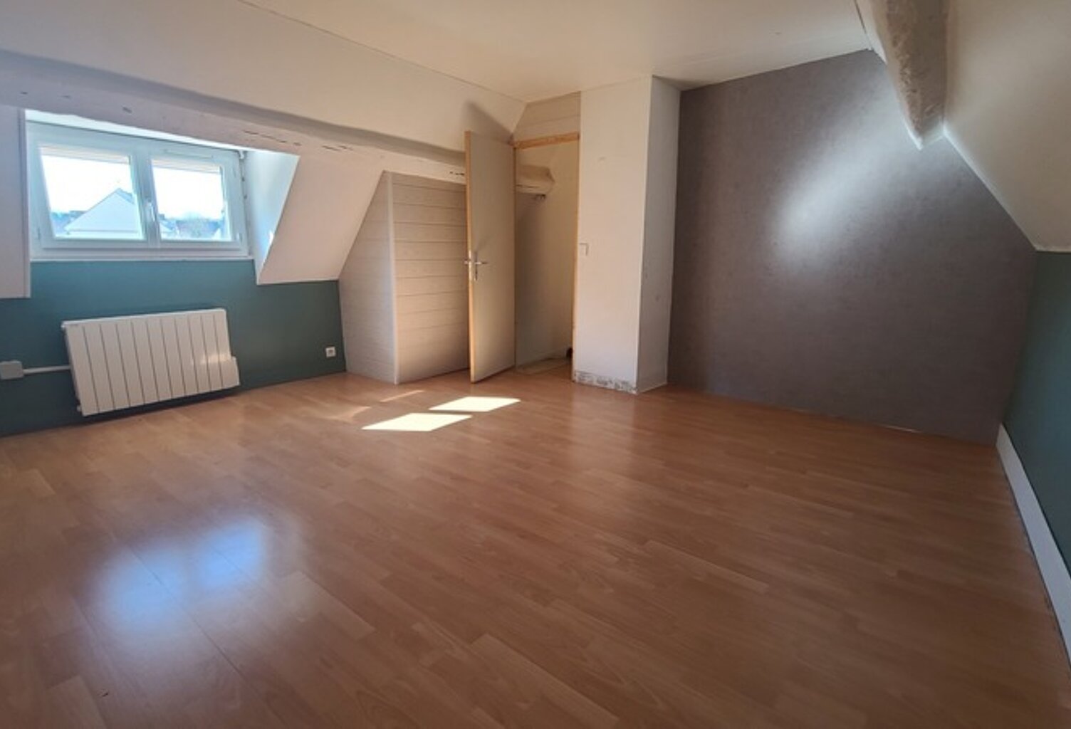 MAISON - 4 pièces LE COUDRAY (28) — photo 1