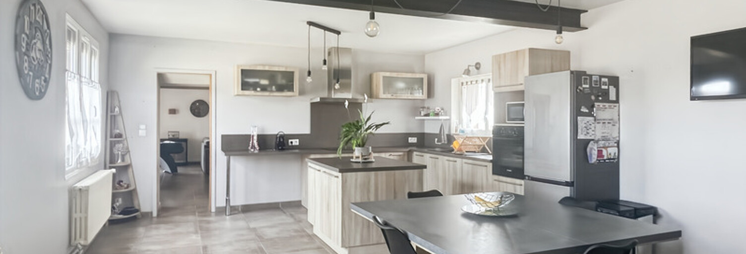 Maison 5 Pièces 135 m² à vendre à Verneuil d'Avre et d'Iton (27130)