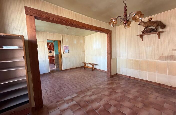 MAREUIL SUR LAY DISSAIS 85320 CALME ABSOLU AVEC TOUT A PIED MAISON A RAFRAICHIR AVEC GARAGE A PRIX FOU — photo 5