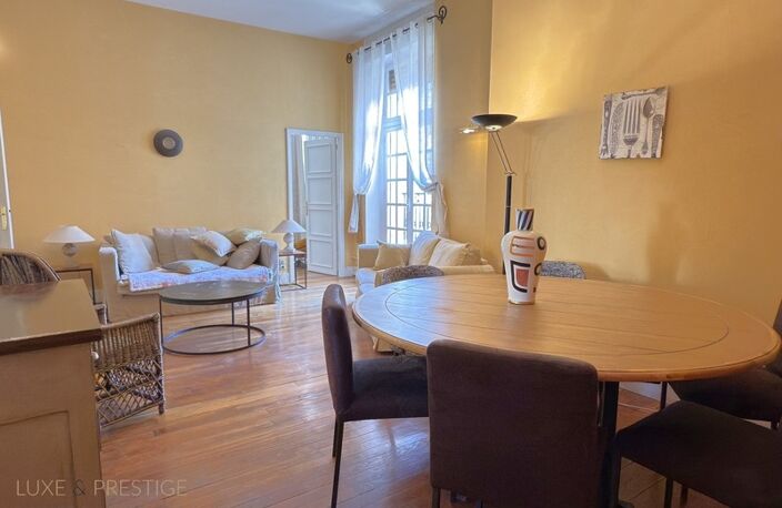 Appartement, rue Royale, à vendre , 3 chambres, statiuonnement, ORLEANS (45) — photo 2