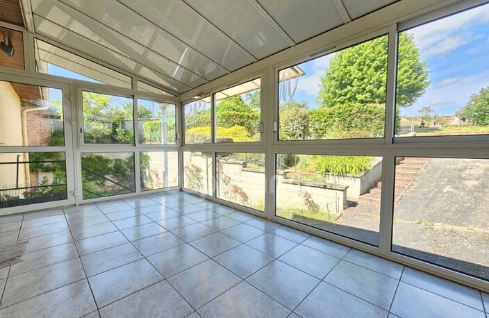Maison à vendre 8 pièces avec sous-sol garage et dépendances et jardin de 1000 m² CHAMBOST LONGESSAIGNE (69) — photo 3