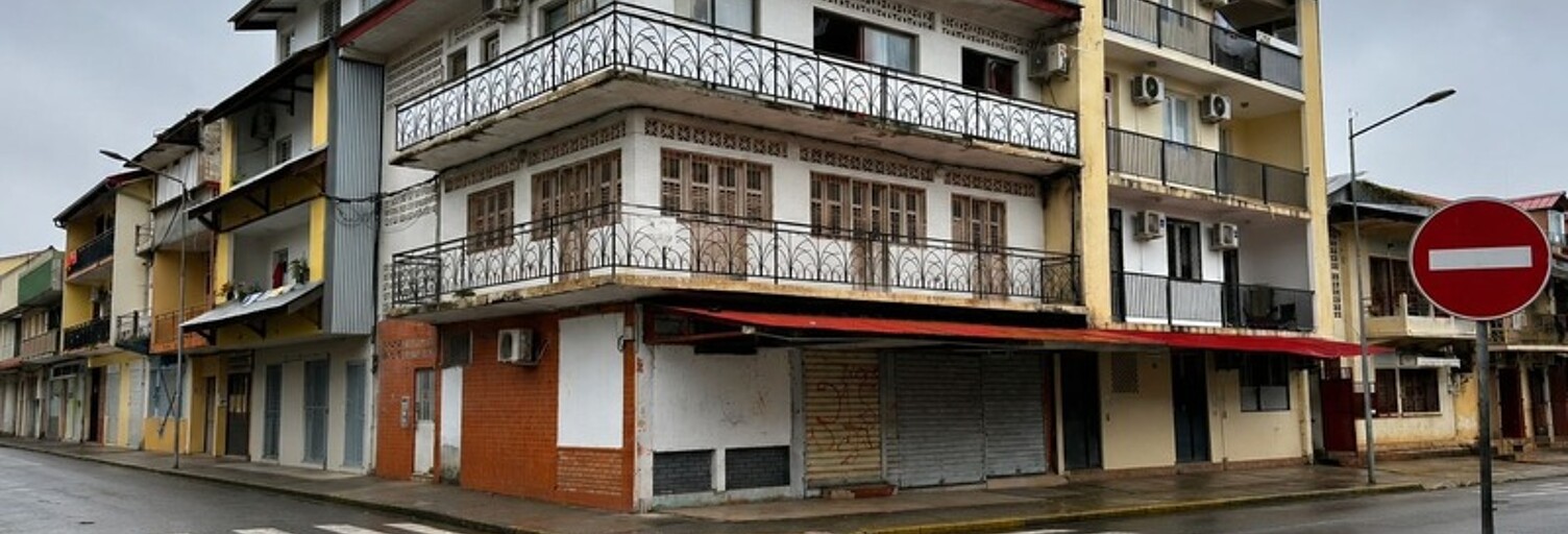 Immeuble  250 m² à vendre à Cayenne (97300)