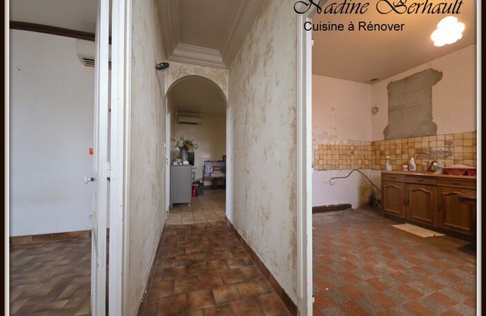 Maison Amilly 45, maison RDC à rénover - appartement et local commercial loué, terrain arboré de 1 538 m².entièrement clos.Centre ville pour famille artisans ou marchand — photo 3