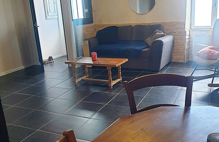 Maison de ville 5 chambres – 132 m² – 6 pièces-Tout à pied à BarbezieuxBARBEZIEUX SAINT HILAIRE (16) — photo 2