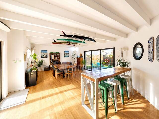 Maison contemporaine de 175 m² – Vie de plain-pied – Centre de Lannilis — photo du bien