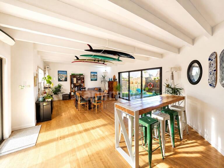 Maison contemporaine de 175 m² – Vie de plain-pied – Centre de Lannilis — photo 1