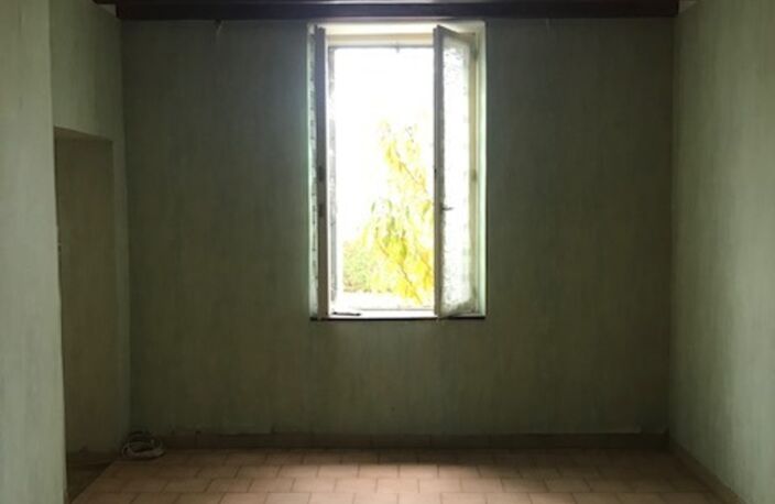 Dpt Cher (18), à vendre Grande Maison à rénover — photo 2