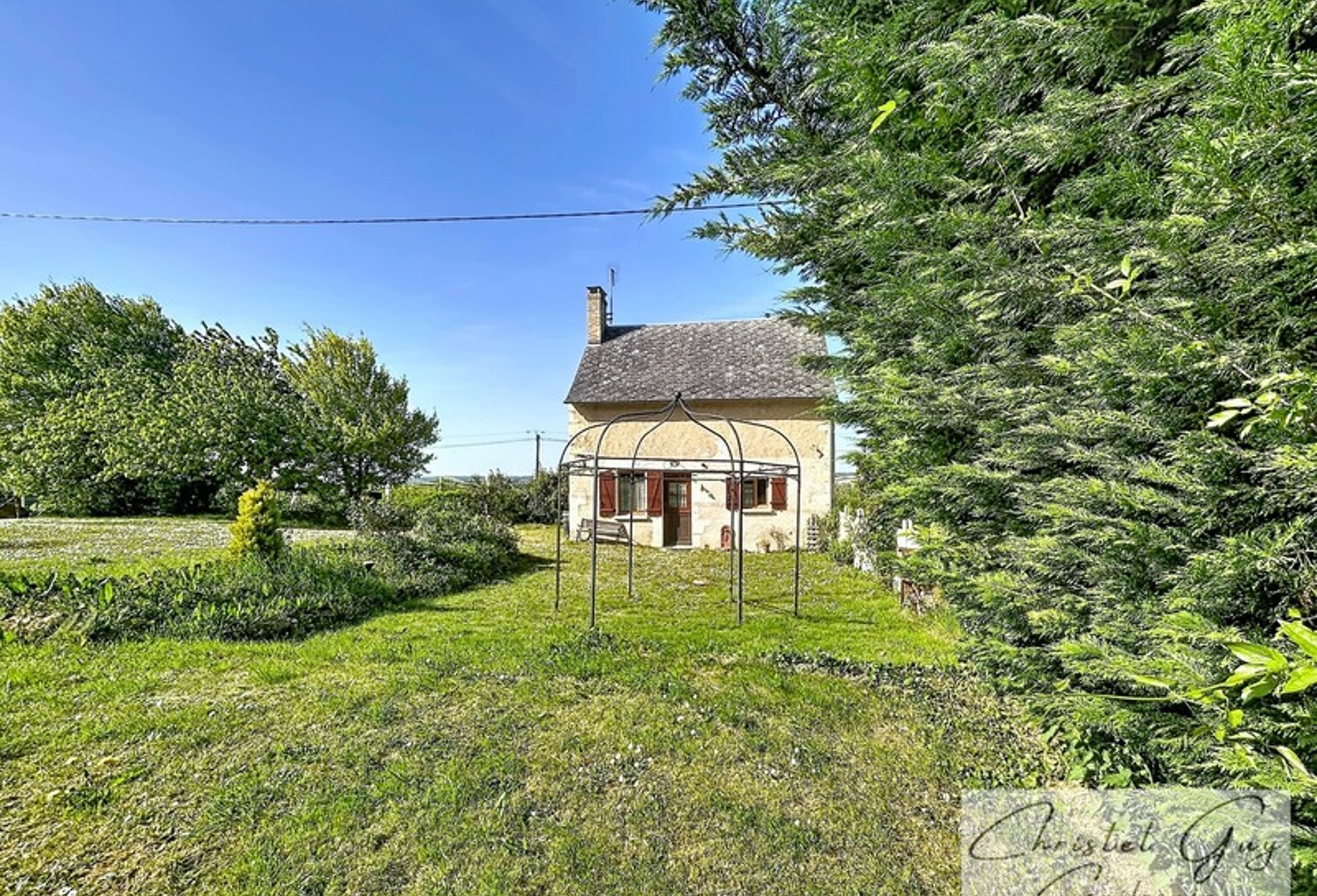 Chenu (72), maison de campagne sans travaux à vendre, 2 chambres sur 1825 m² de terrain — photo 1