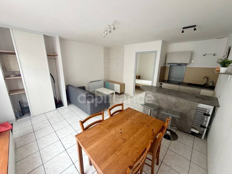 EXCLUSIVITÉ - Appartement à vendre 2 pièces CARHAIX PLOUGUER (29) — photo 1