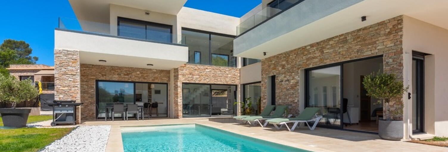 Maison 5 Pièces 235 m² à vendre à Saint-Raphaël (83700)