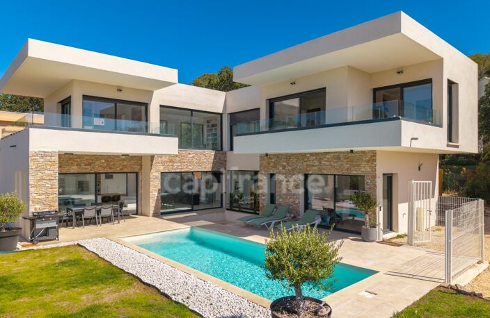Villa contemporaine récente 8 piéces avec piscine — photo 2