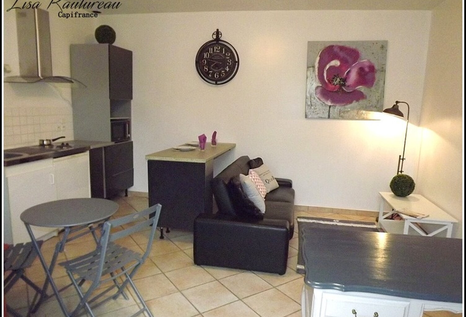 Maison à vendre + Appartement en location - Centre historique de MONTAIGU (85) — photo 1