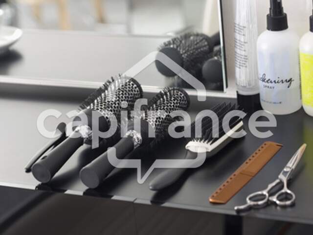 salon de coiffure à vendre secteur MEYZIEU (69) salon de coiffure en franchise de 108m2 avec équipe en place — photo du bien