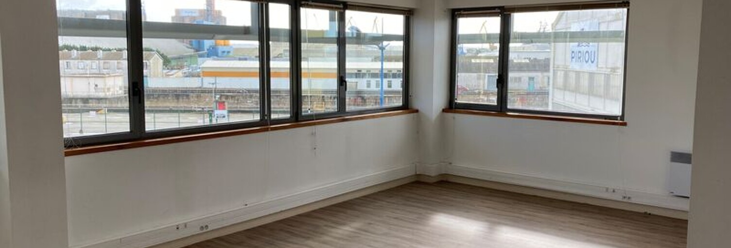 Bureau  130 m² à louer à Brest (29200)