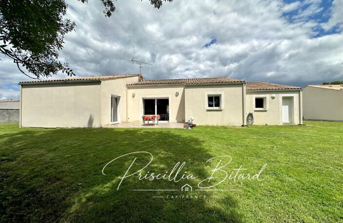 Maison à vendre 5 pièces ARDILLIERES (17) — photo 3