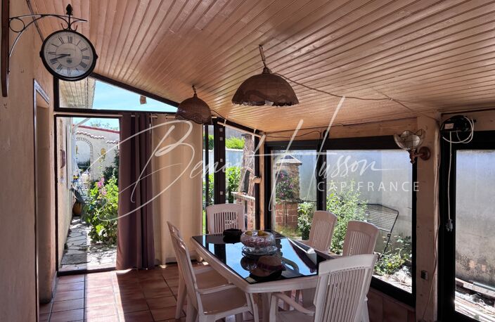 Maison T7 de 187.14m² sur terrain de 741m² — photo 4