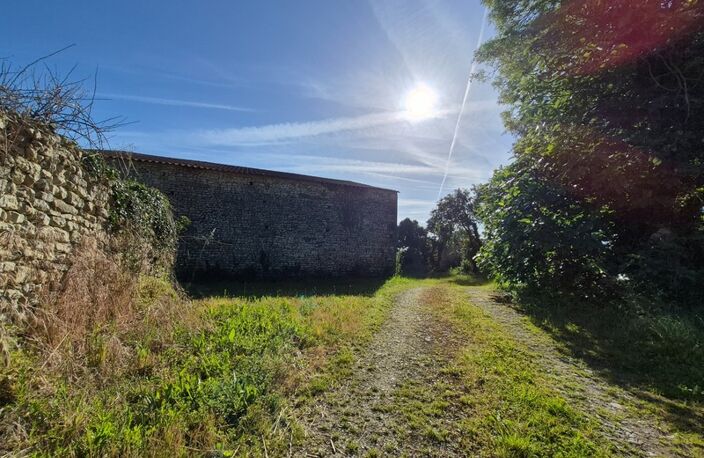 Grange agricole 170 m² avec terrain – Saint-Coutant-le-Grand 17430 — photo 4