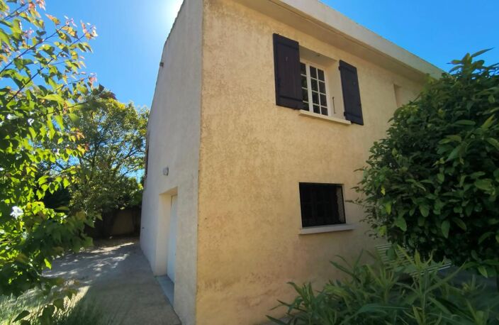 Avignon Extra-Muros Maison À Vendre de 215 m² (habitables + dépendances en RDC) proche rempart — photo 4