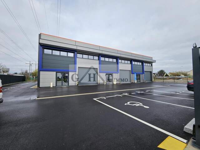BOUTIQUE 290M² ZAC 4000€ — photo du bien