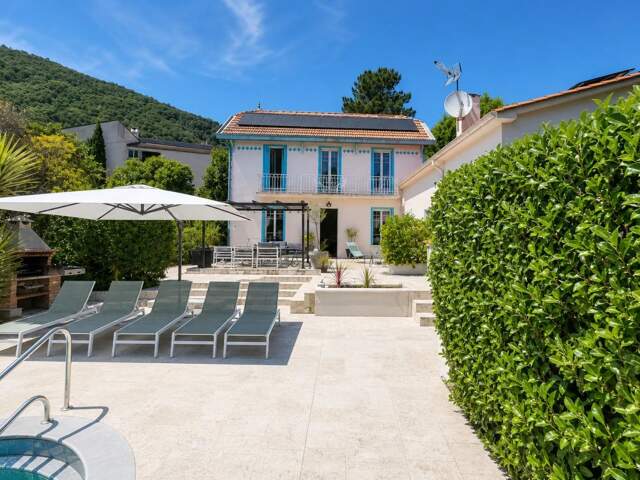 Maison de 12 pièces de 304 m² à Amélie-les-Bains — photo du bien