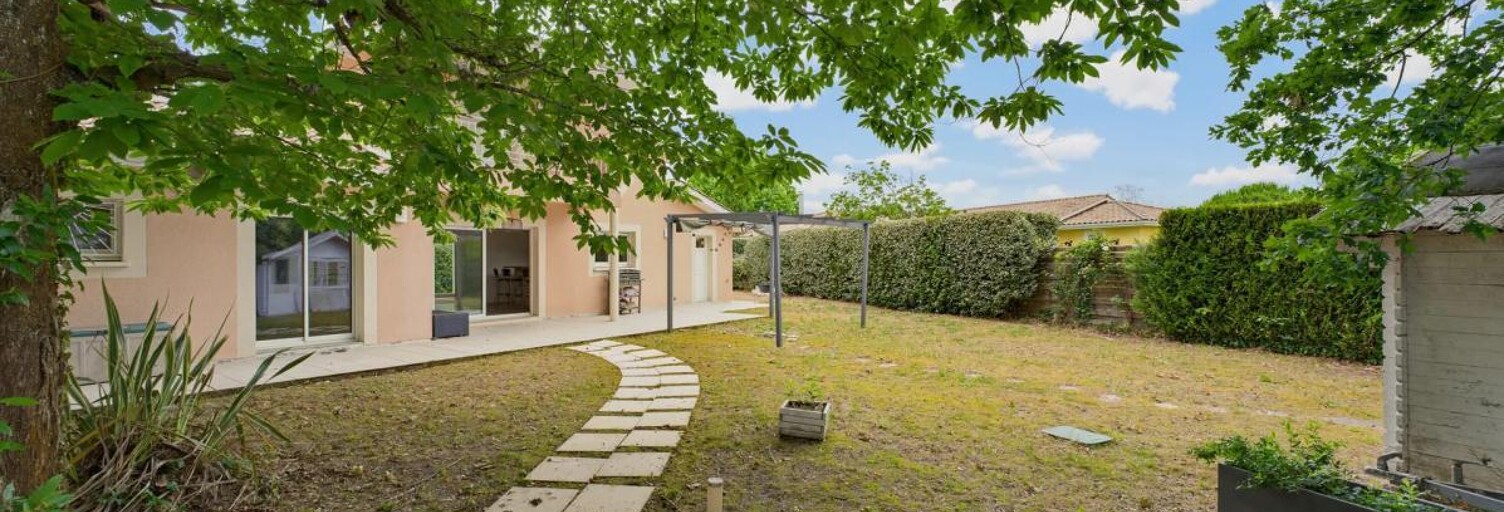 Maison 7 Pièces 186 m² à vendre à Saint-Médard-d'Eyrans (33650)