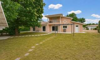 Maison 7 Pièces 186 m² à vendre à Saint-Médard-d'Eyrans (33650)