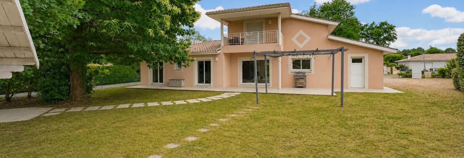 Maison 7 Pièces 186 m² à vendre à Saint-Médard-d'Eyrans (33650)