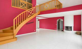 Maison 7 Pièces 186 m² à vendre à Saint-Médard-d'Eyrans (33650)