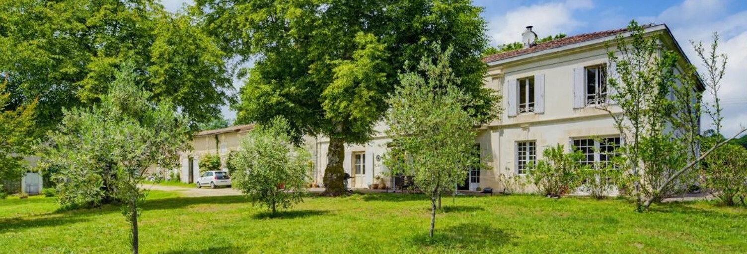 Maison 9 Pièces 250 m² à vendre à Clérac (17270)