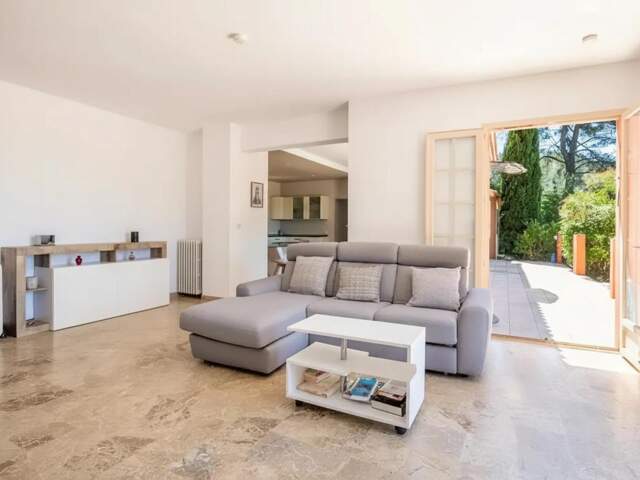 Maison de 6 pièces de 132 m² + studio de 33 m² et garage de 27m² — photo du bien