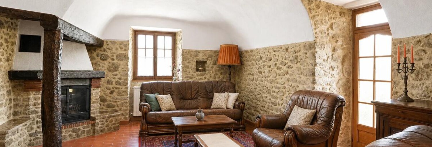 Maison 10 Pièces 197 m² à vendre à Saint-Florent-sur-Auzonnet (30960)