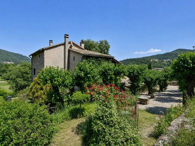 Maison de 10 pièces de 197 m² à Saint-Florent-sur-Auzonnet — photo 1