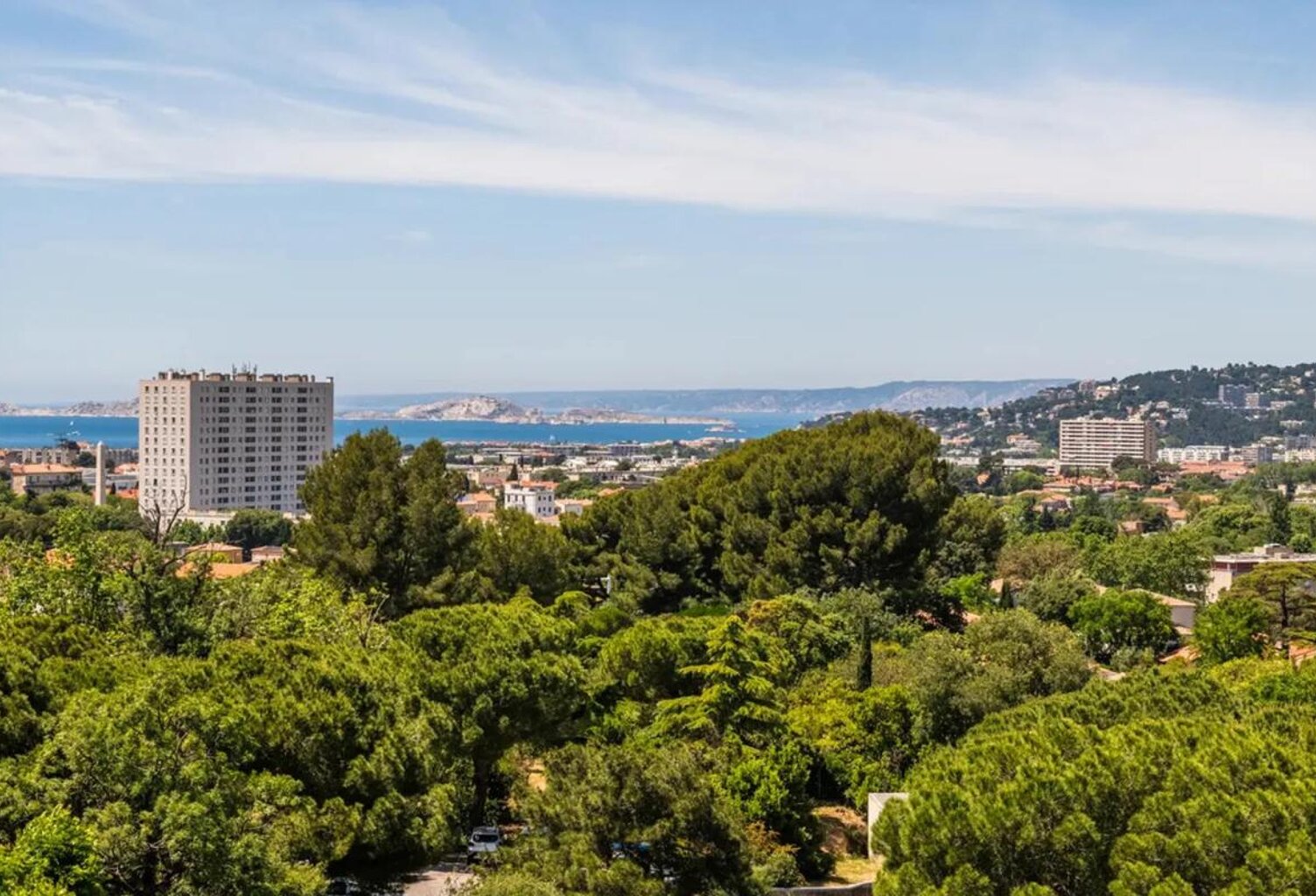 Appartement T3 de 70 m² à Mazargues 13009 Portes des Calanques — photo 1