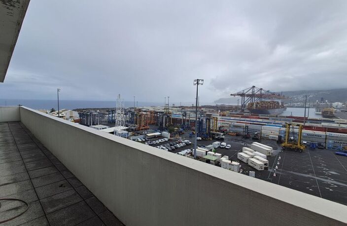 BUREAU 134 m2 - Proche Port EST - 97420 LE PORT — photo 3