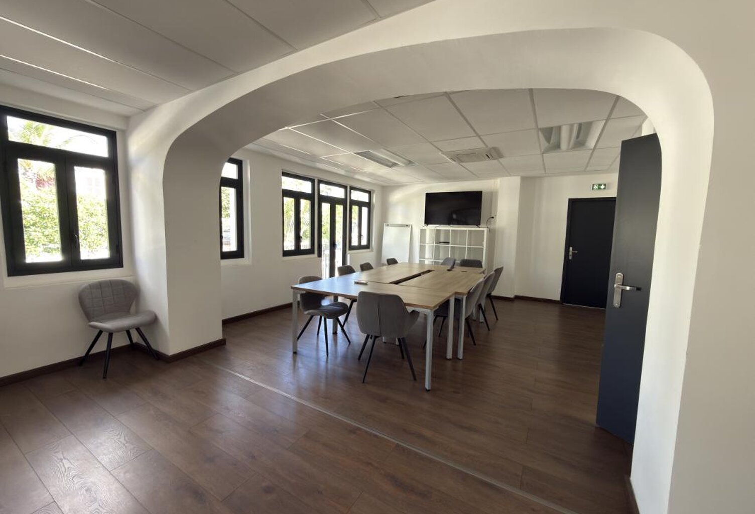 Immeuble de bureaux 420 m² - Saint Denis — photo 1