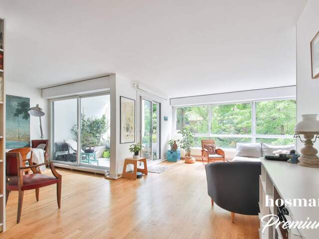 Charmant appartement avec vue sur de la verdure - 6 pièces 123 m² avec balcon plein sud et parking - Rue Lecourbe, Paris 15 — photo du bien